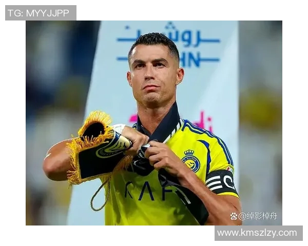 花式足球界的克里斯球星们如何通过创新技巧征服世界